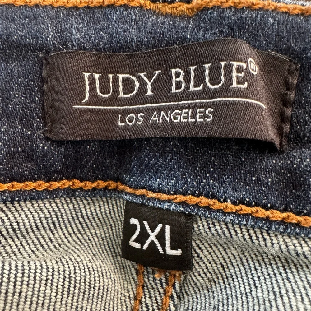 Judy‎ Blue Love Affair Button Fly Cut Off Shorts. Women’s 2XL: 18-20W. - Picture 3 of 8